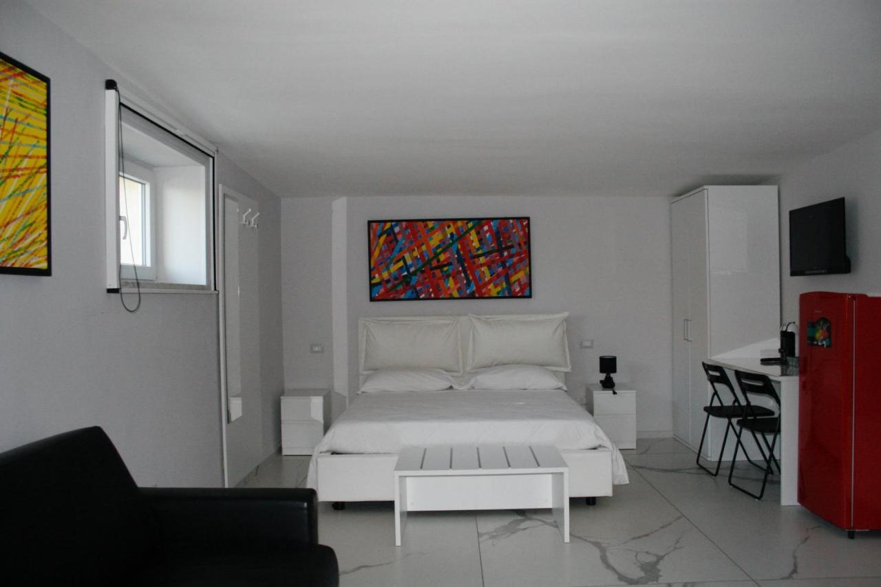 Apartments Via Piave Matera Bagian luar foto