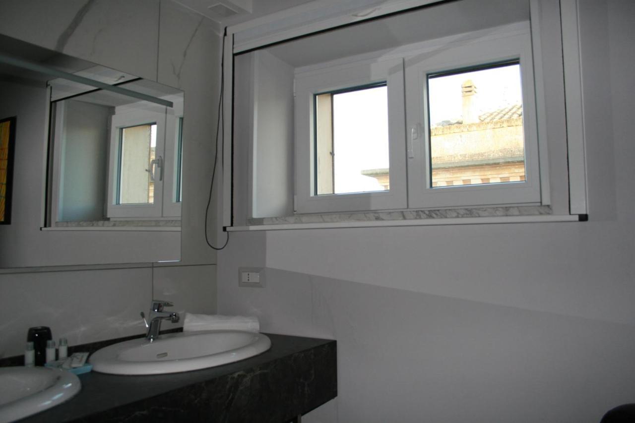 Apartments Via Piave Matera Bagian luar foto