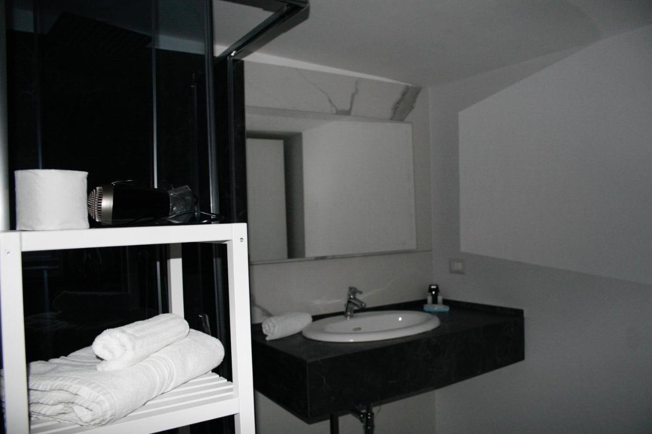 Apartments Via Piave Matera Bagian luar foto