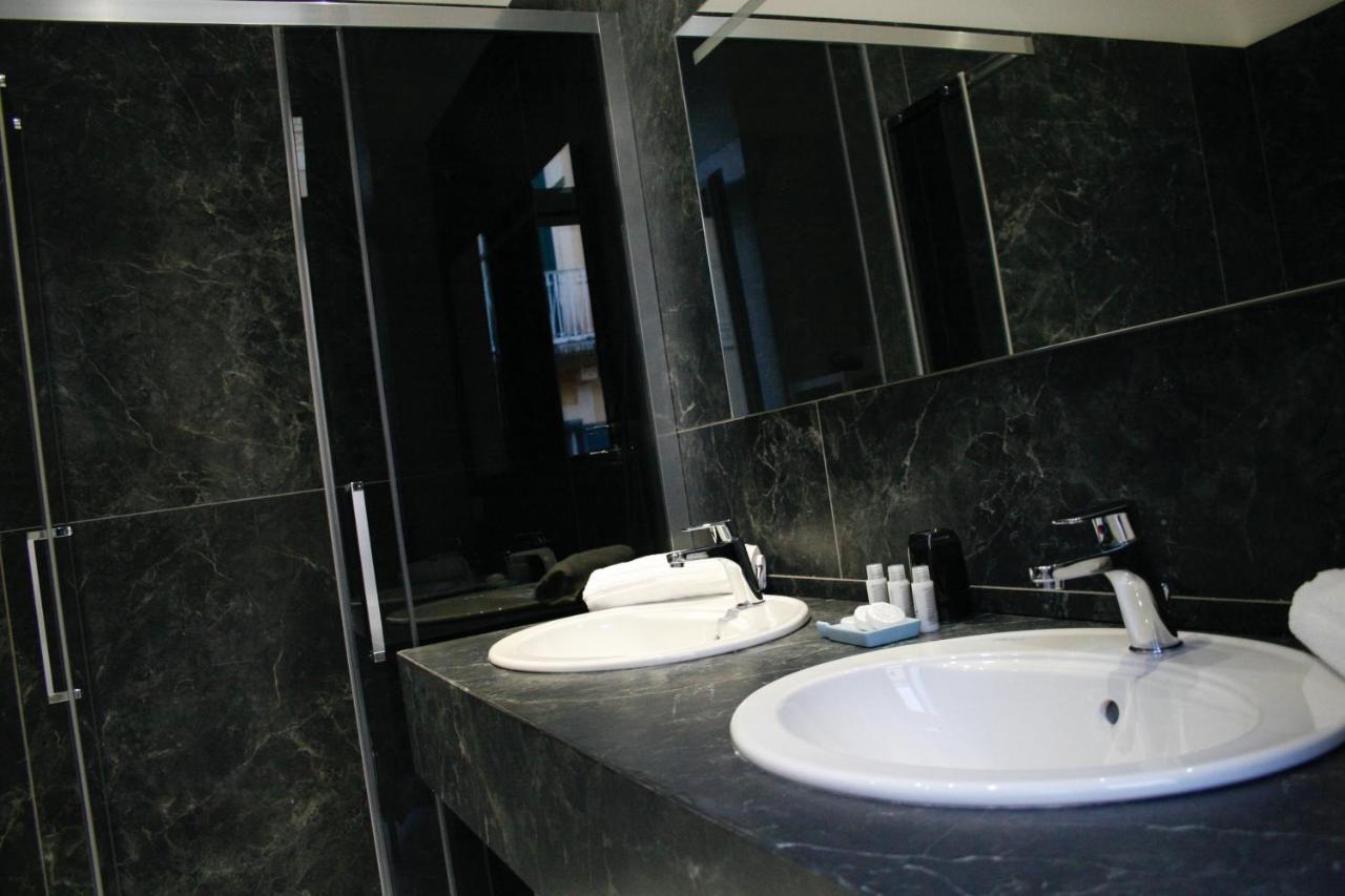 Apartments Via Piave Matera Bagian luar foto